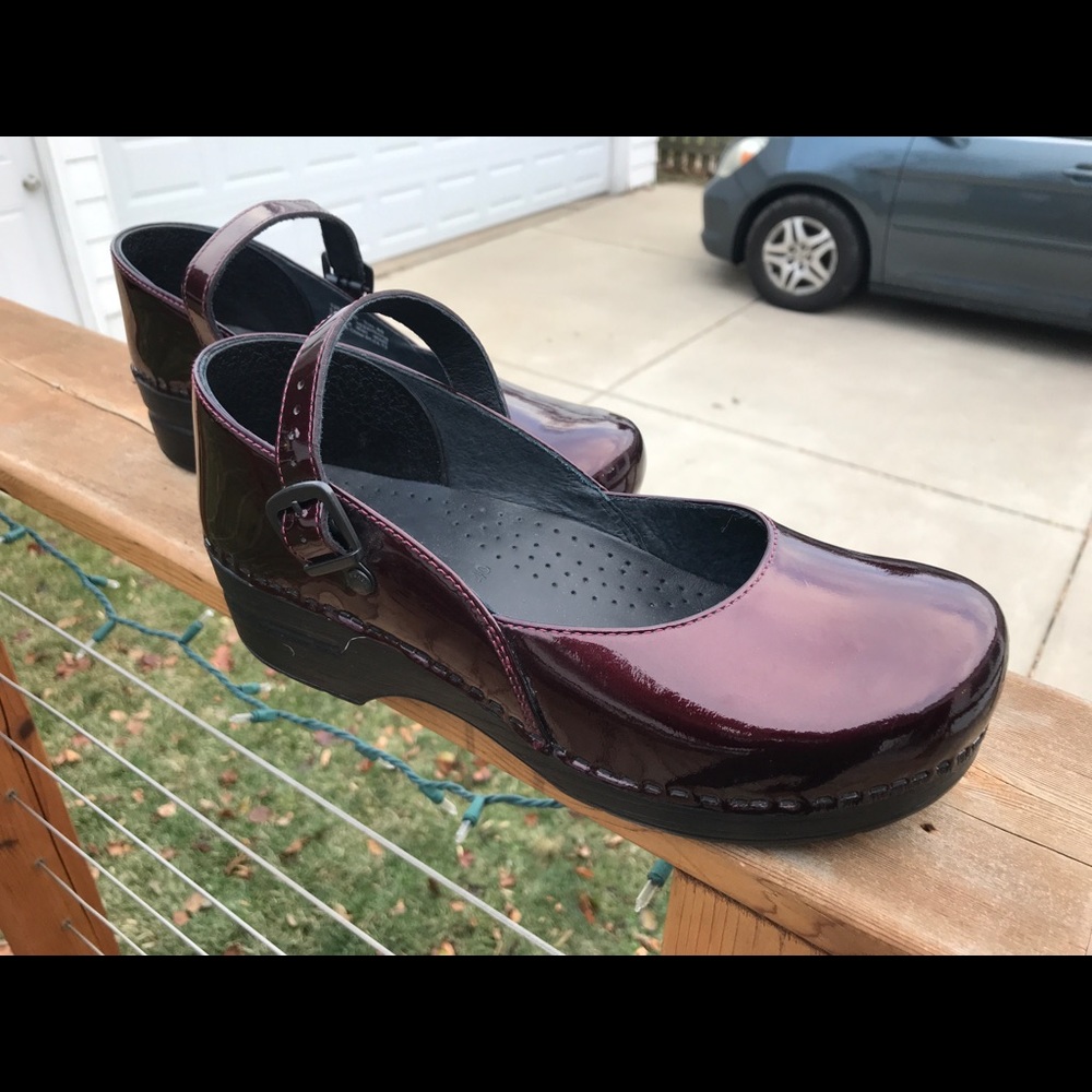 New danskos size 40